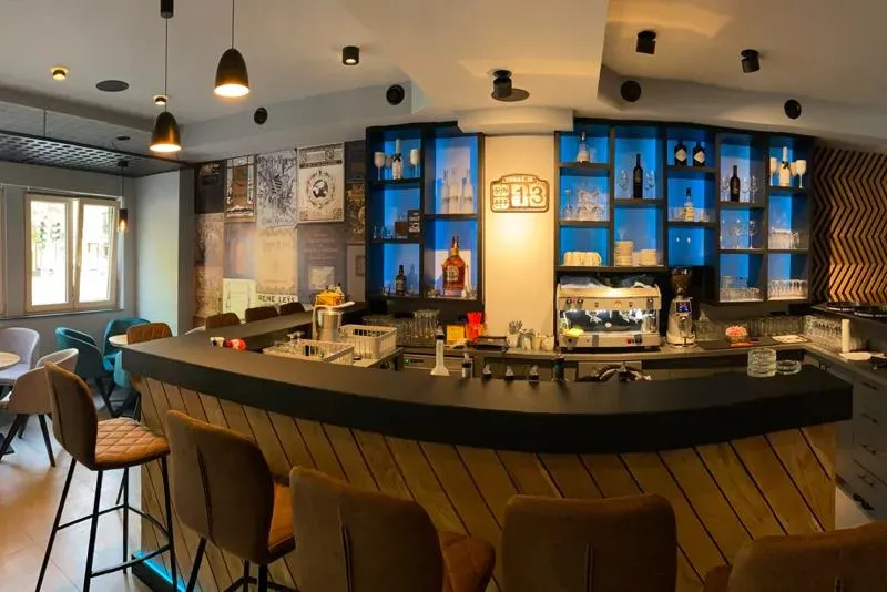 Café Shelby Bar
